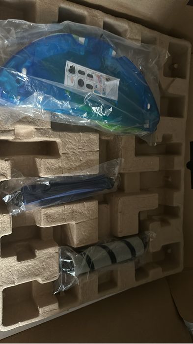 Продам робот пылесос Tefal