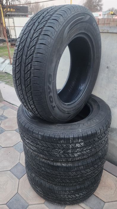 Продаю комплект шин.