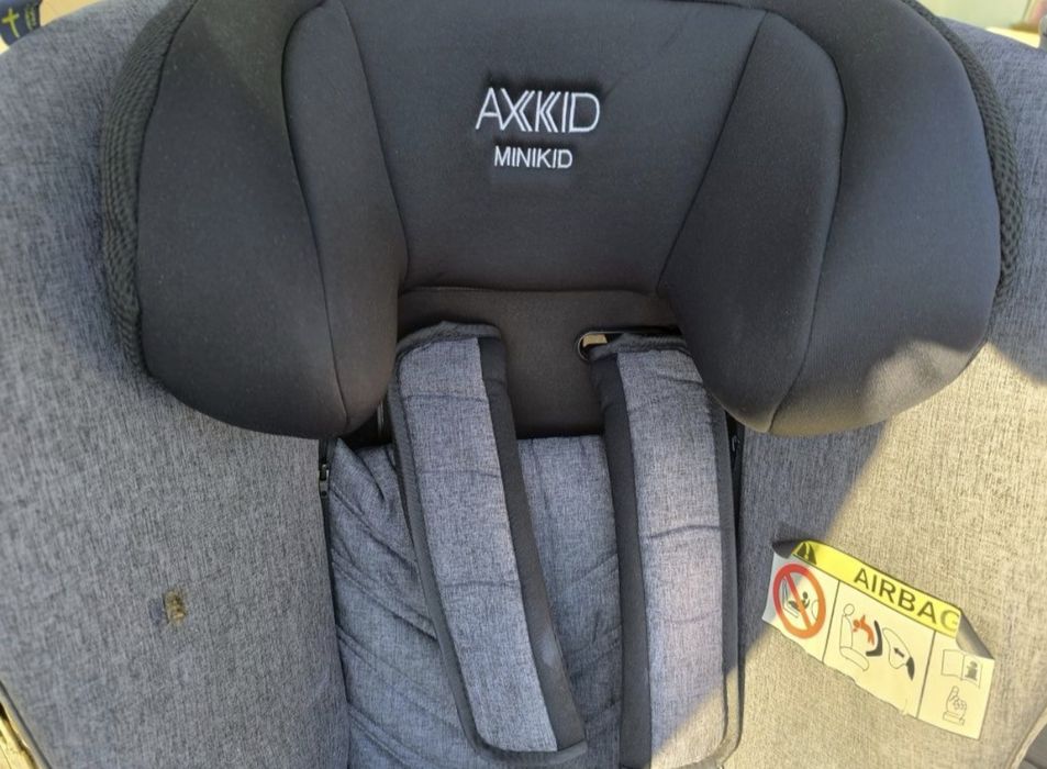 Столче за кола Axkid Minikid