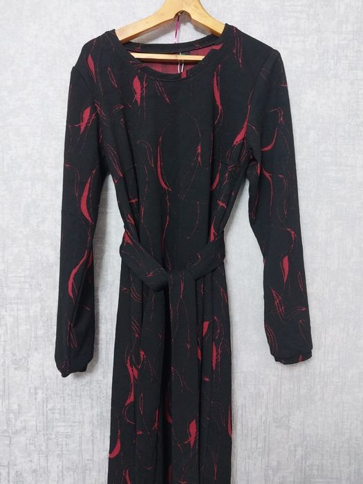 Платья  женские.