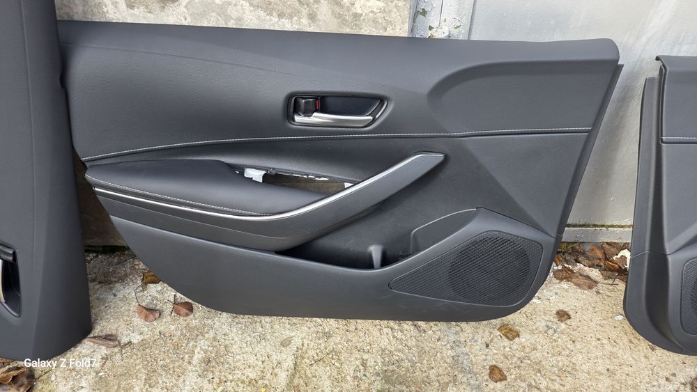 Toyota Corolla (e21) след 2019 Suzuki Swace Кори врати