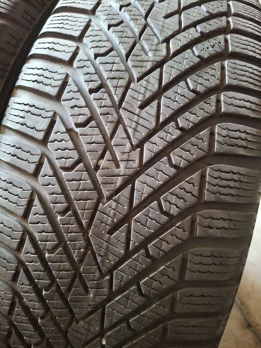 4 Anvelope de iarnă 205 65 R17 Pirelli