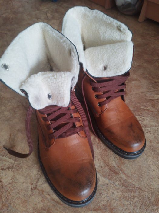 Зимний Ботинка 1