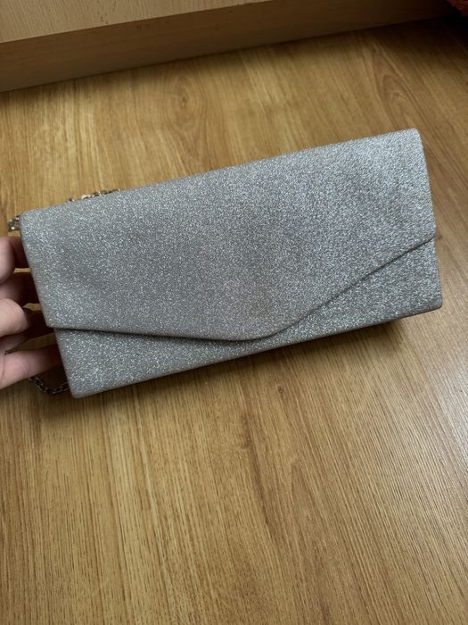 Geantă plic argintie