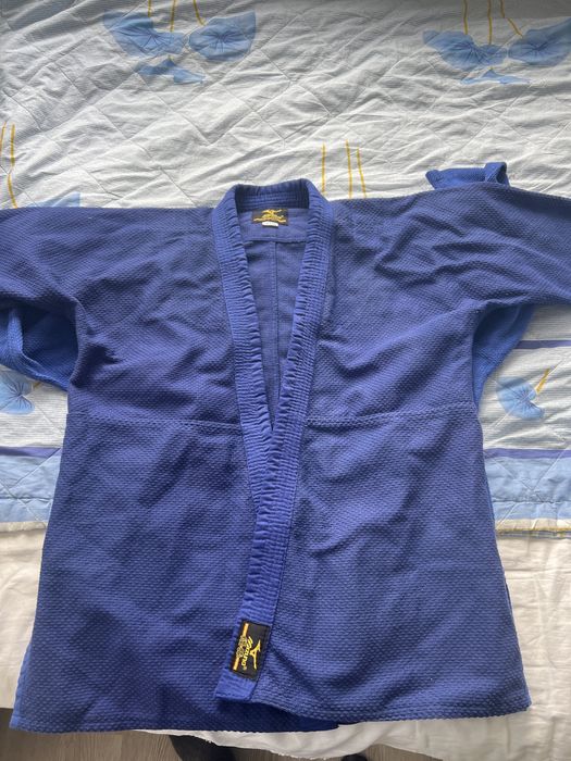 Продам кимоно для дзюдо!