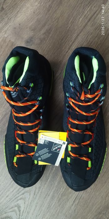 La Sportiva Aequilibrium ST GTX Carbon/Lime Punch