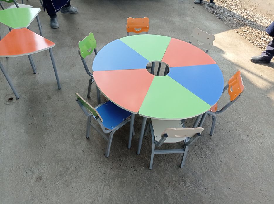 Detiski stol stul kiravatchalar