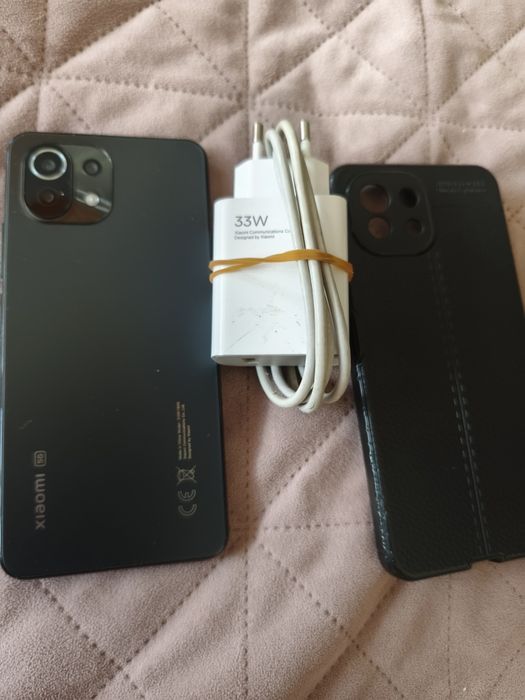 Смартфон Xiaomi 11