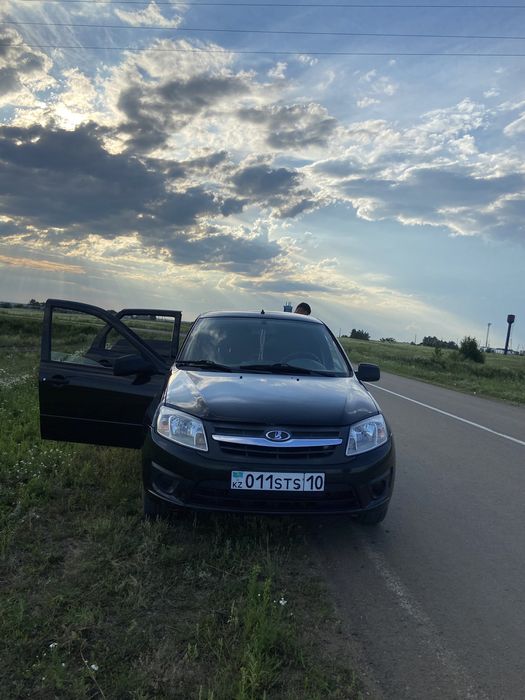 Продам ладу гранту 2015