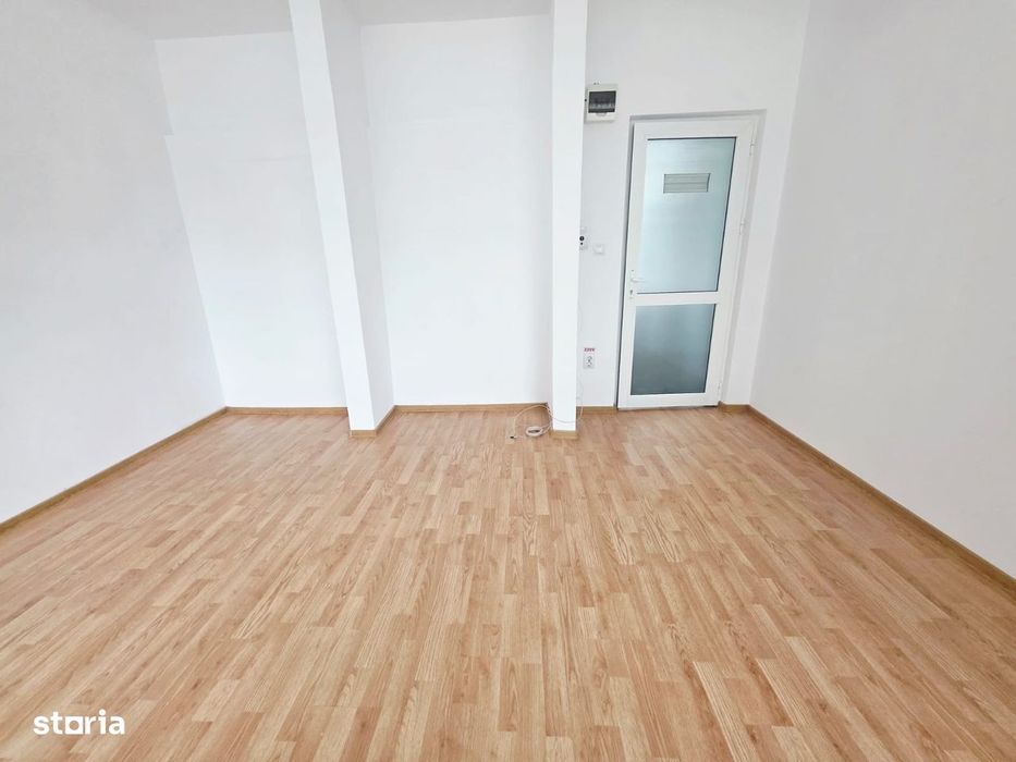 DE INCHIRIAT BIROURI 72 mp Etaj 1 Țesătura Podu Roș