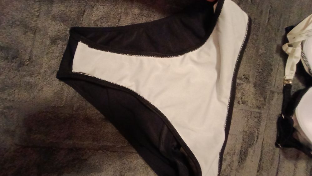 Costum de dama femei