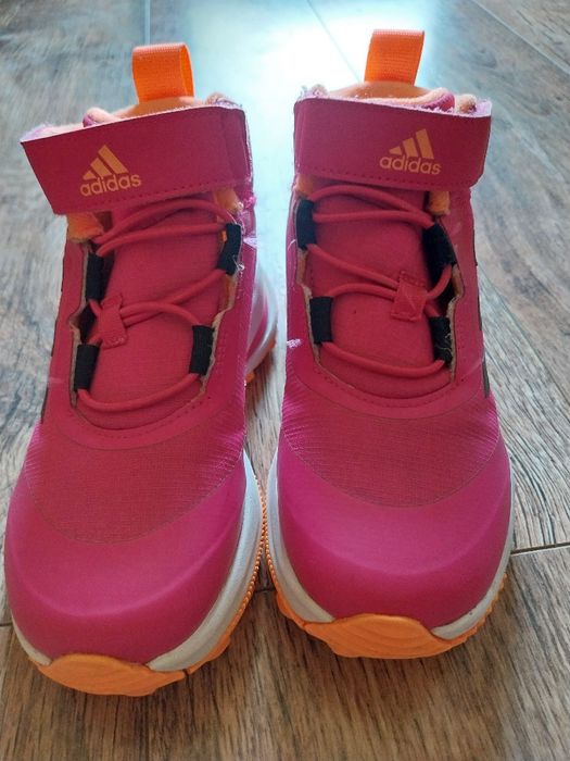 Зимни боти на Адидас