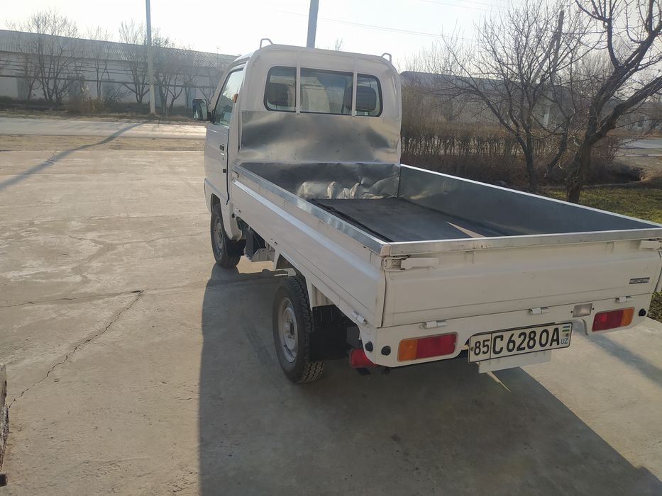 Labo 2024-yil iyulda salondan chiqqan moshina