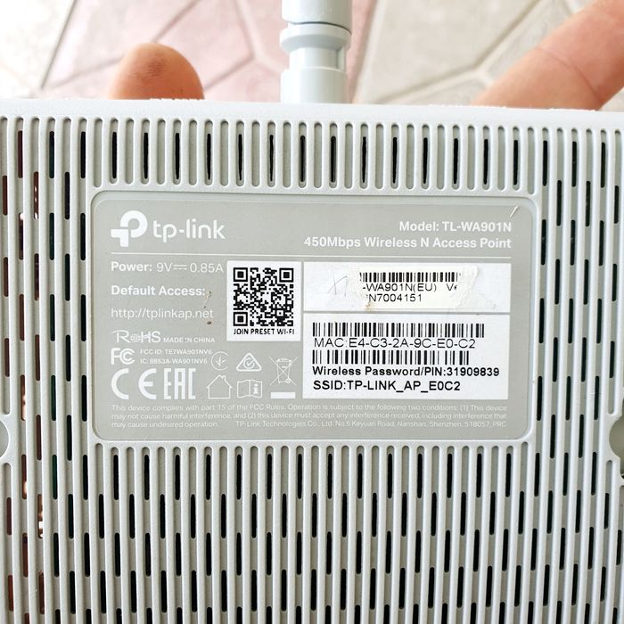 Wifi routerlar sotiladi