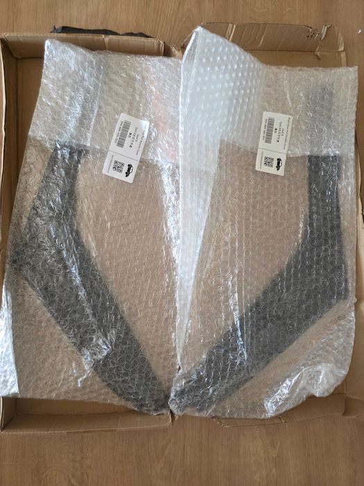 Нови капачки за дръжки на врати VW Golf 6 – лява и дясна, черни ,5K4-868-040-82V, 5K4-868-039-82V