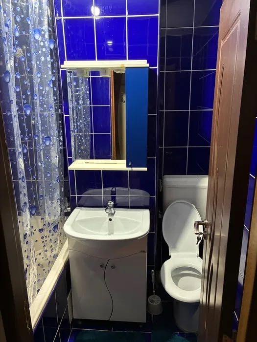 Închiriez apartament