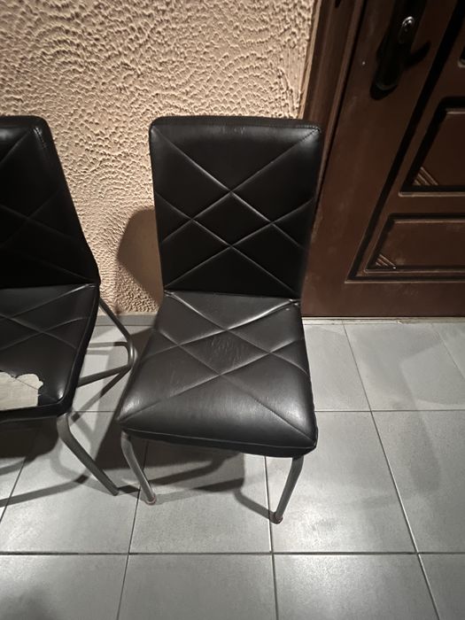 Стулья офисные