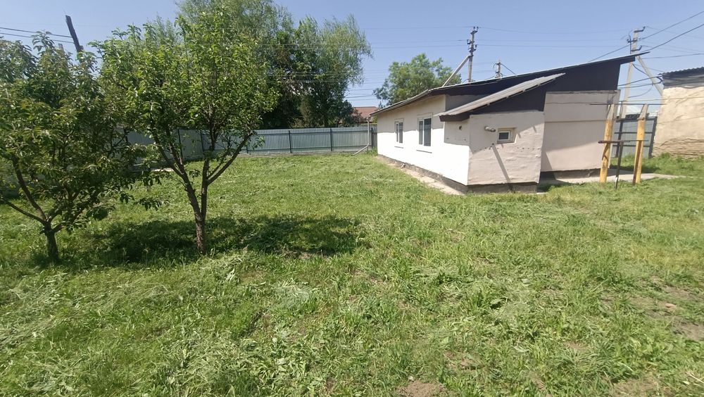 Участок 5 соток , огорожен