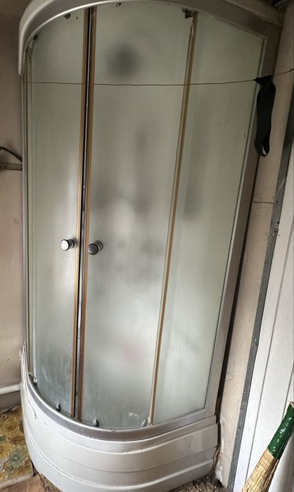 Продам душевую кабину