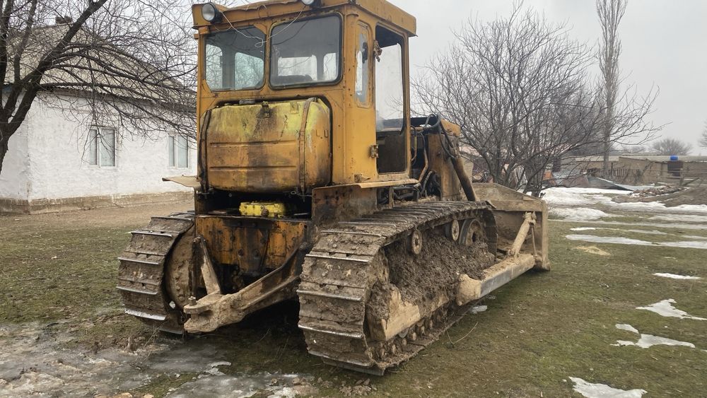 Бульдозер чтз 170  продам