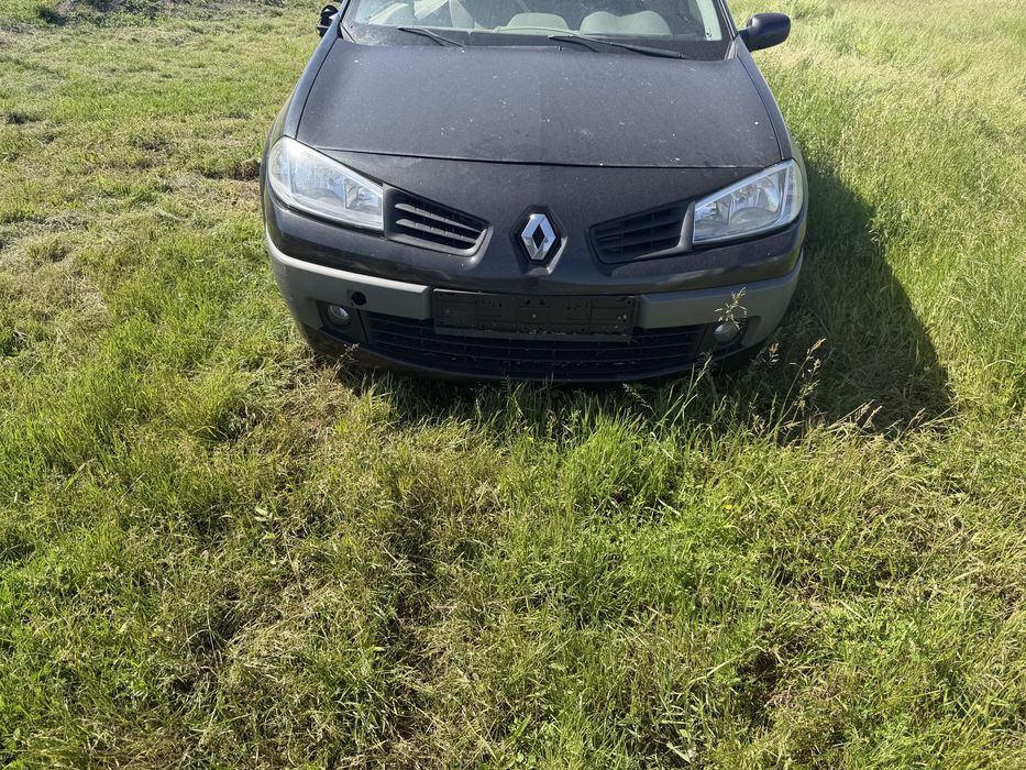 Far stanga dreapta renault megane 2