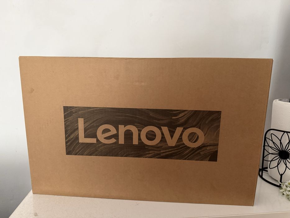 Lenovo v15/n4500/4/256/