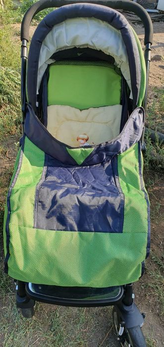 Коляска прогулочная.