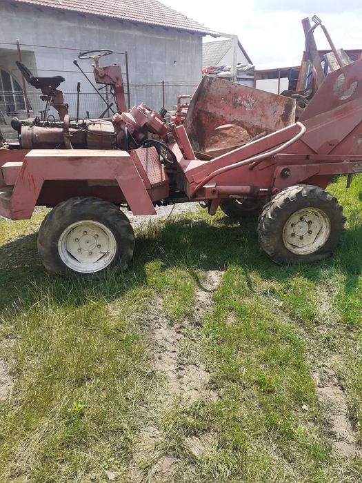 Vând motor în 3 cilindri functional