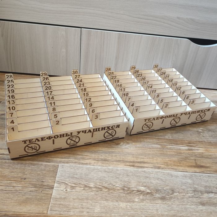 Органайзер (коробка) для телефонов