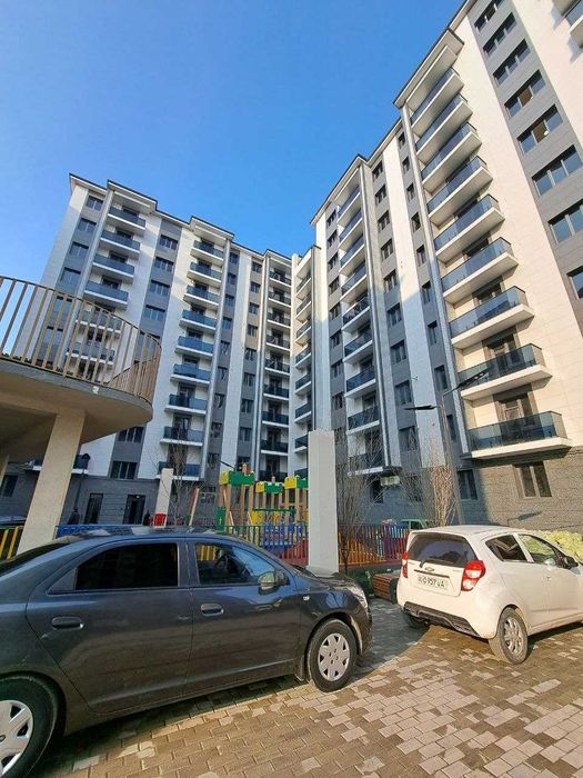 3х комнатная квартира на 10 этаже 90кв/м, в Самарканде