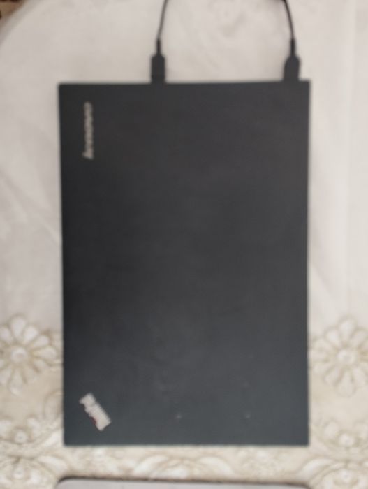 Ноутбук Сотилади