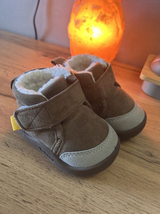 Детские ботинки