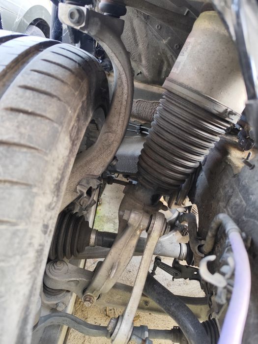 Jug motor audi a8 4N cadru motor audi a8 4N fuzeta amortizor perna. Brat roata planetara audi a8 4N