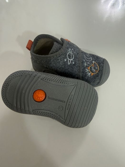 пантофи Biomecanics 20