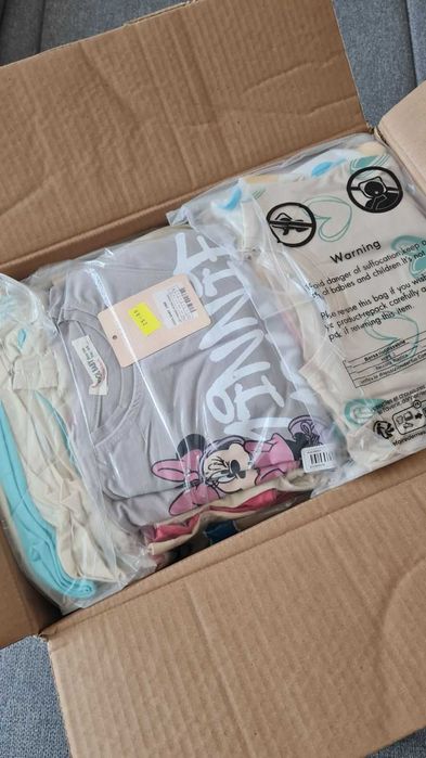 Детски дрехи на едро – комплекти и тениски (ликвидация)