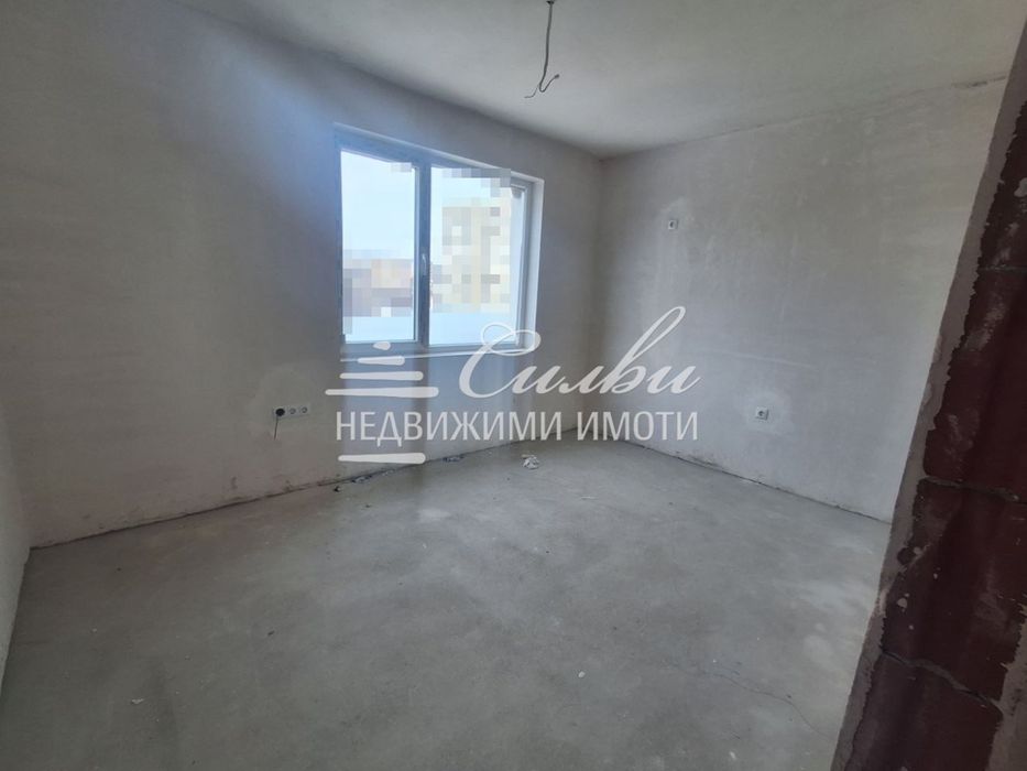 Продава се Тристаен апартамент в Шумен, Тракия - 107 кв.м за 692 €/кв.м - Снимка #1