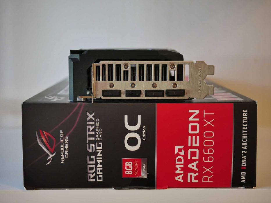 Asus ROG Strix AMD Radeon RX 6600 XT OC Edition 8GB GDDR6 128 bits (неизползван)