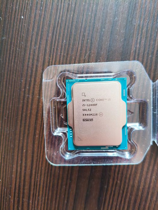 Продам новый процессор i5-12400F