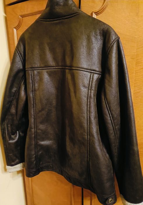 Geacă maro imitație piele,cu căptușeală XL.