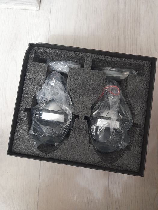 Продам новые BI-LED Линзы А5+