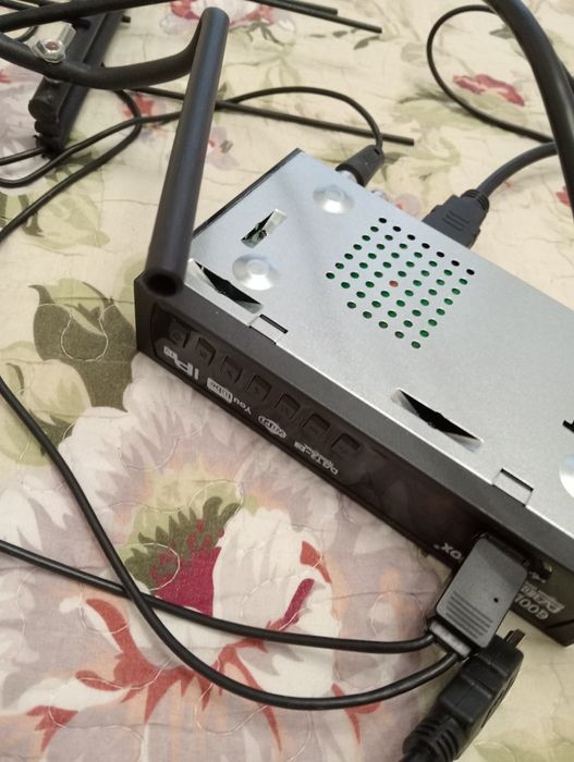 Антенна для ТВ с усилителем