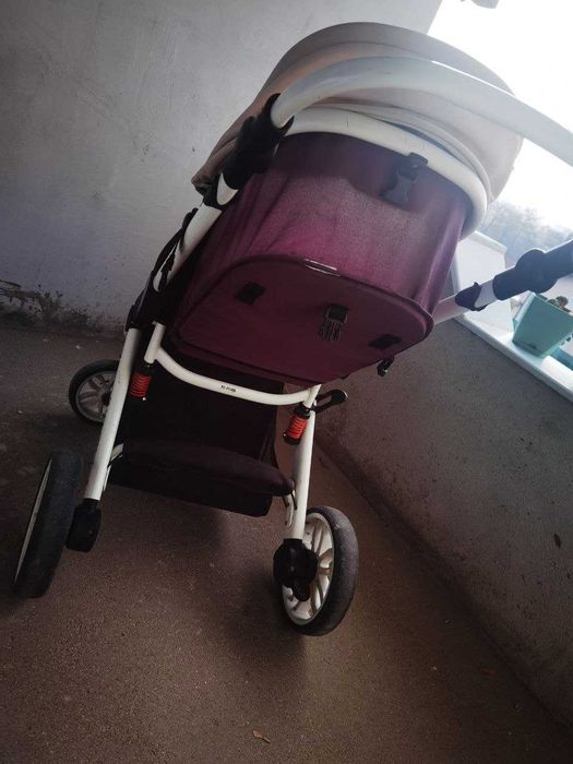 бебешка количка Лорели