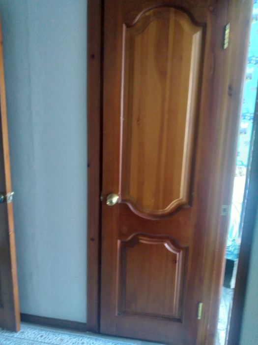 Продам двери б/у