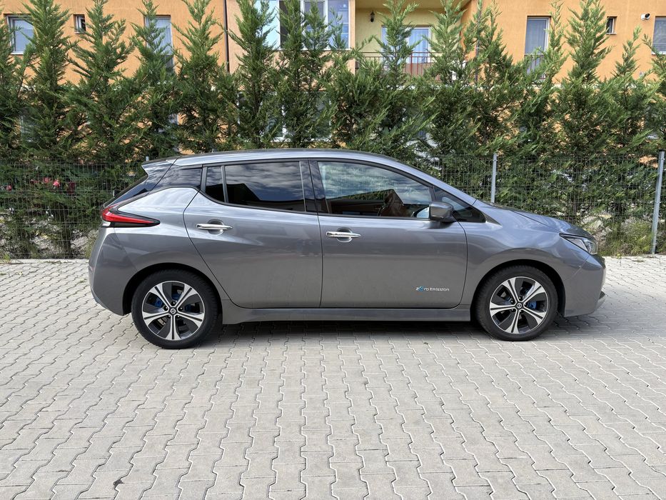 Schimb sau vand Nissan Leaf 40 kwh N-Connecta