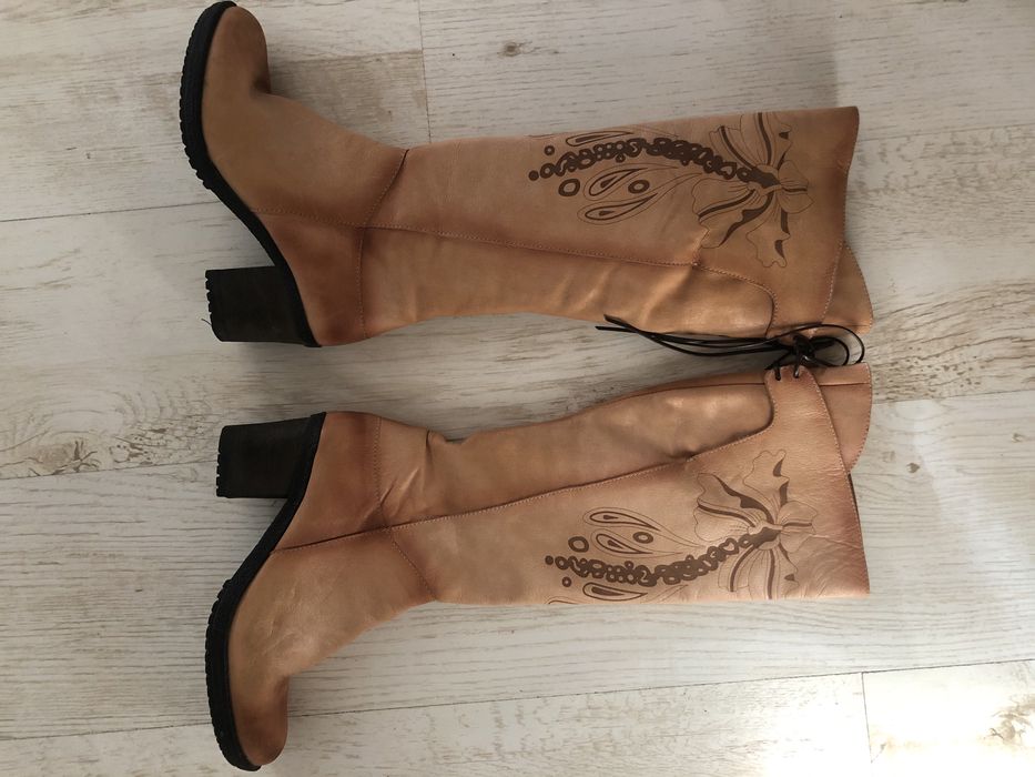 Ботуши дарис