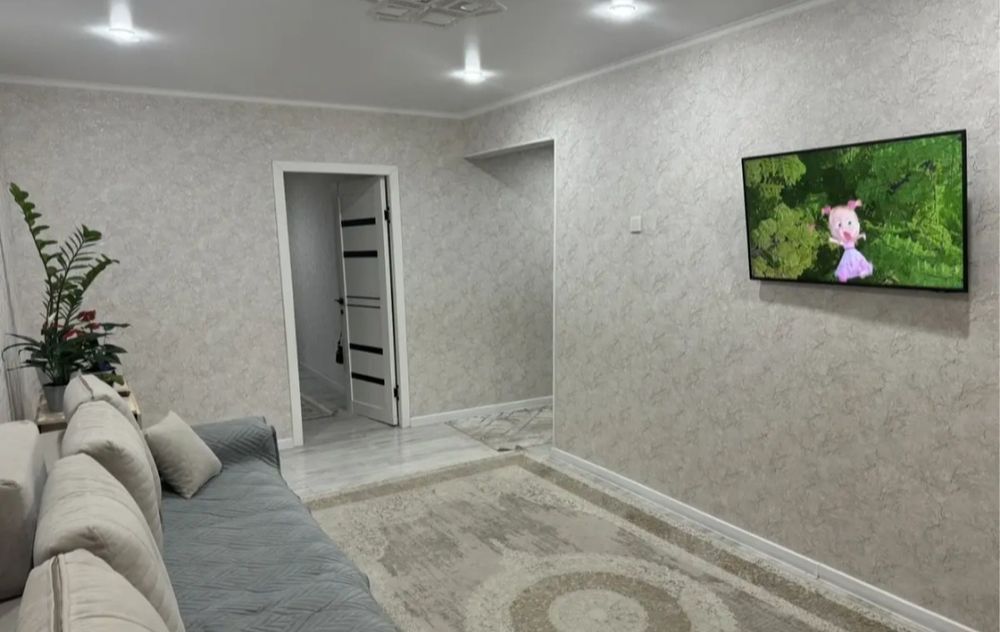 продам 3-х ком. центр 2-этаж