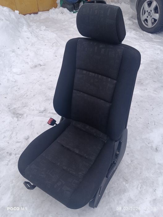 Водительское сиденье