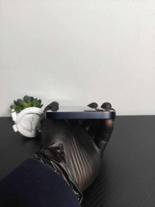 iPhone 12, Black • Perfect Funcțional! • Condiție Excelentă!