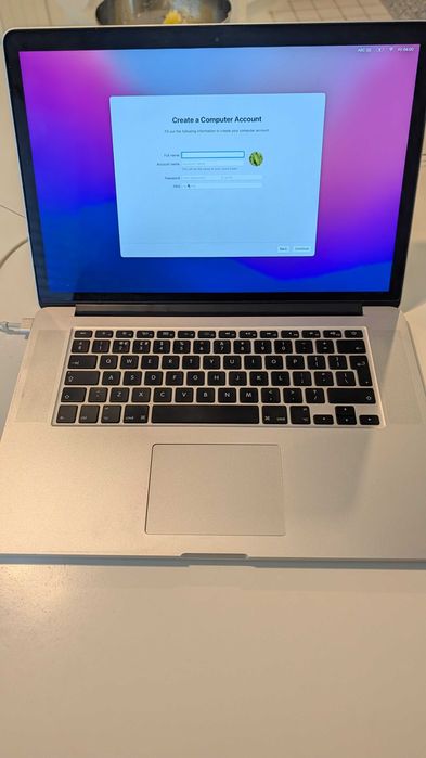 Macbook Pro 15" Retina Mid 2015