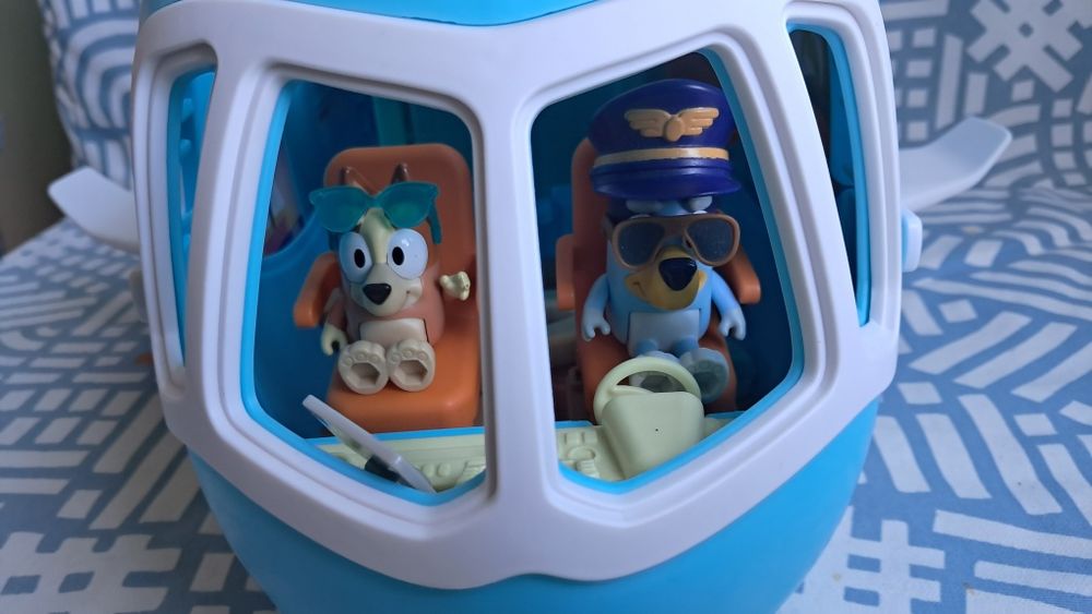 Bluey 3-in-1 Transforming Plane Playset – комплект за игра с Блуи и Бинго | Moose Toys